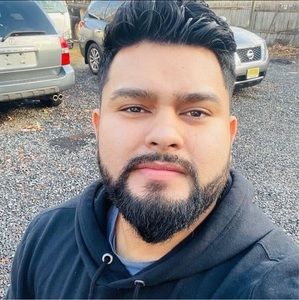 Meet your Posher, Miguel antonio